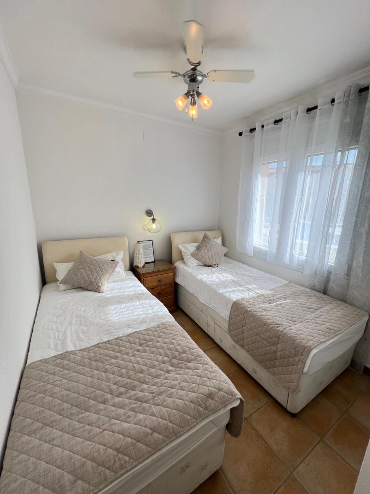 Apartment Sevilla III Golf ,Big Pool And Seaside 올리바 외부 사진